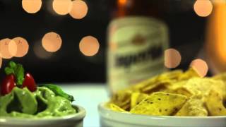 Nachos con guacamole acompañado de Imperial Weissbier en Sesiones Imperial [upl. by Donnell]