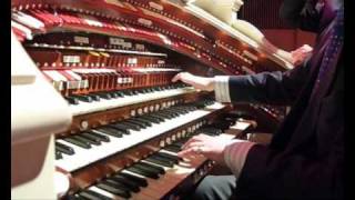 Richard Hills plays Tiger Rag on theatre organ [upl. by Amaryl]