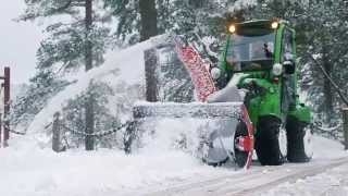 Avant  Tokvam F130H Snøfres  Snöfräs  Snow blower in Kristiansand Zoo [upl. by Mcclary288]