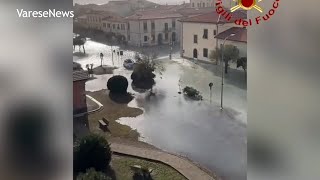 Maltempo onde di 4 metri e vento il mare invade Marina di Pisa [upl. by Koblas439]