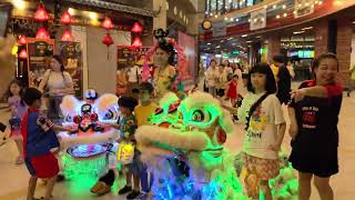 2024 MidAutumn lantern parade 中秋节游行 马来西亚光艺舞獅 LED Lion Dance by Kwong NgaiTropicana Garden Mall 2 [upl. by Strephonn]