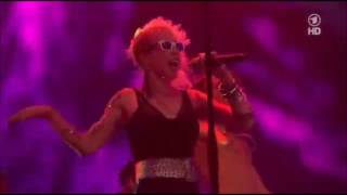 Kesha  Tik Tok Live In Germany FreeKesha TBT [upl. by Lon]