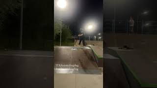 самокат skate rap skatepark трюки rec [upl. by Accebar695]