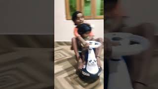 Trin trin 🤣cutebabiesshort rhymes cocomelon fun [upl. by Nauwaj588]