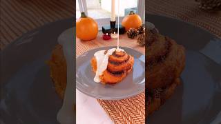 The BEST homemade cinnamon rolls 🍂🎃 food shorts [upl. by Drummond]