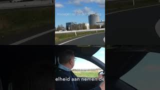 Invoegen op de autosnelweg [upl. by Analrahc]