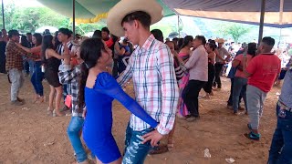 Hermosos Xv Años De La Srita Rosalinda En Rancho Viejo8 [upl. by Ennovy539]