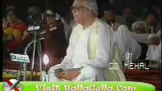 Mushaira Majroh Sultanpuri Ghazal HallaGulla Com [upl. by Athene]