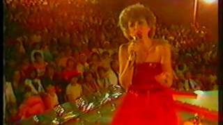 Corina Chiriac  Pai de ce Live Mamaia85 [upl. by Sholes]