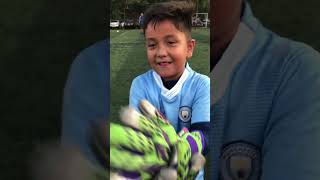 Penales 2🧤 goalkeeper porterosmx porteros viralvideo humor penales viralshorts atajadas [upl. by Cristy]