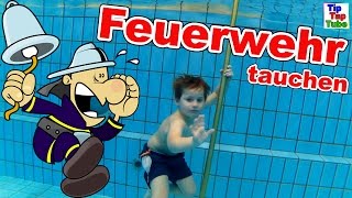 FEUERWEHRMANN in der Schwimmhalle  Tauchübung an der Stange Schwimmen lernen Vlog TipTapTube [upl. by Silvio]