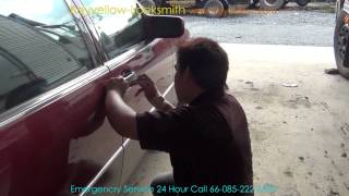 Locksmith Unlock A Car Door Mercedes Benz 600 SEL W140  Keyyellow [upl. by Nhar]