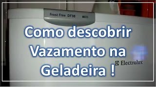 Vazamento de água na geladeira [upl. by Chemar253]