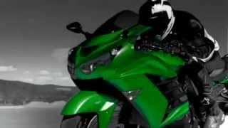 Kawasaki ZZR 1400  Keiner beschleunigt 2012 schneller [upl. by Nnylacissej]