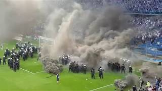 Zadyma pod koniec meczu Lech Poznań  Legia Warszawa 20052018 [upl. by Nennarb]