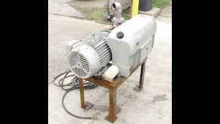 Busch Series R5 oil lubricated rotary vane vacuum pump [upl. by Ardnaxila]