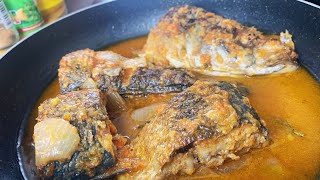 Dans la cuisine avec moiPOISSON CHINCHARD à la sauce tomate delicieuxrecette simple et rapide [upl. by Ezri]