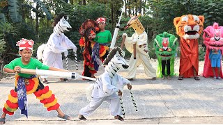 RENDI B3RBURU SAPI KURBAN MALAH MENEMUKAN BARONGAN BARONGSAI KEWANAN DEVIL MACANAN [upl. by Oivalf]