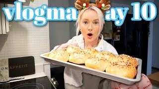 HOW I PREPARE FOR GUESTS  vlogmas day 10 [upl. by Nioe]