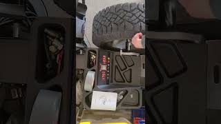 CAE3226WB wheel balancer correction diagnosis video [upl. by Anivel]