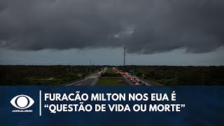 Radialista mostra situação na Flórida com a chegada do furacão Milton [upl. by Menzies]