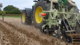 Striptill Orthman 1tRIPr 6 rangs France 2011 [upl. by Nagud]