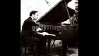 Oscar Levant plays Gershwin quotI Got Rhythmquot Variations [upl. by Samoht]