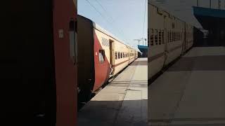 Mahamana express at full speed youtubeshorts shortvideo railway [upl. by Unity34]