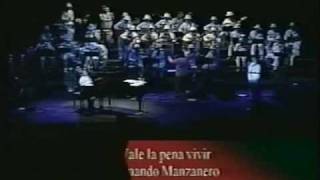 Armando manzanero  Vale la pena vivir [upl. by Geilich]