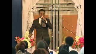 Ephrem Alemu  ኤፍሬም አለሙ  Live worship  አምልኮ  at ABU DHABIflv [upl. by Brena]