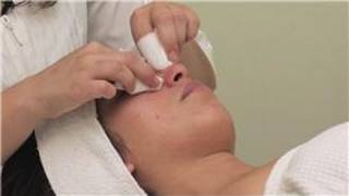 Aesthetician amp Makeup Artist Tips  How to Get Rid of Clogged Pores on the Nose [upl. by Nivra]