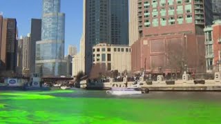 Crowds gather ahead of Chicago River dyeing for St Patricks Day [upl. by Elbon]