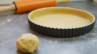 Astuce cuisine  comment réussir sa pâte à tarte brisée maison en 5 minutes [upl. by Alyhs]