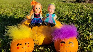 Fall 2023  Elsa amp Anna toddlers play outdoors  Barbie dolls  acorns  pumpkin challenge [upl. by Akapol]