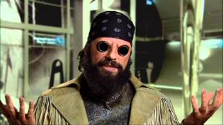 Men in Black 3 Boris The Animal Featurette  Jemaine Clement [upl. by Alorac561]