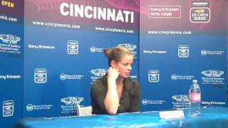 Kim Clijsters press conference in Flemish after her first round win [upl. by Mraz]