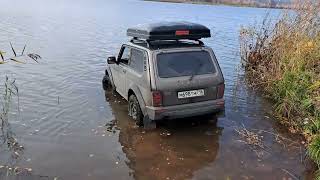 Lada Niva Legend Bronto купается [upl. by Aehsa]