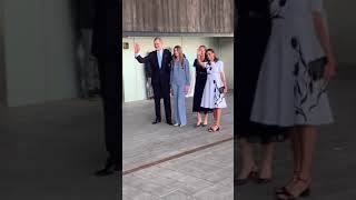 la Princesa Leonor y la Infanta Sofía llegan a la ceremonia de los premios Princesa de Girona [upl. by Xyla]