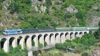 Train Touristique des Gorges de lAllier en BB67400 [upl. by Aidni]