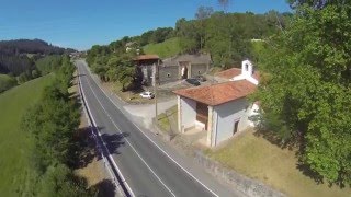 Plaza de toros cuadrada y Ermita de los Mártires de Rasines en Cantabria [upl. by Dupre]