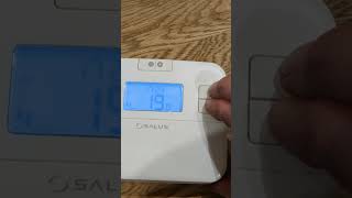 turn salus thermostat on and off the easy way [upl. by Pedersen]