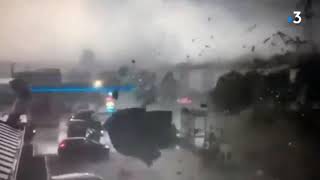 Images de la tornade à Longwy en MeurtheetMoselle [upl. by Nnylimaj]