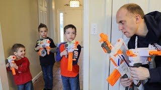 Nerf War  Parents take on Kids 5 Twin Toys [upl. by Acinimod]