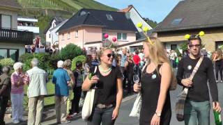 Bunter Umzug an Winzerfest 2014 in Dernau [upl. by Aeht]