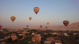 Sunrise ballooning Luxor  Ballonfahrt über den Nil [upl. by Akimot]