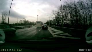 Invoegen snelweg E313 Hasselt gevaar op de weg [upl. by Morra]