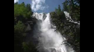 CASCATE NARDIS STREPITOSA FORZA E BELLEZZA  Val di Genova  Pinzolo Carisolo Tn [upl. by Junette]