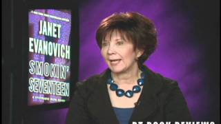 Janet Evanovich talks Morelli and Ranger in Smokin Seventeen [upl. by Roanne]