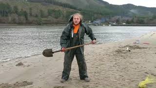 A Guide to Clamming on the Oregon Coast  Jetty Fishery Nehalem Bay [upl. by Htidirrem]