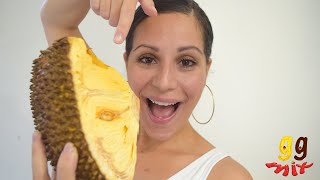 What Does Jackfruit Taste Like  How To Cut Peel amp Prepare IT  ggmix [upl. by Suzetta]